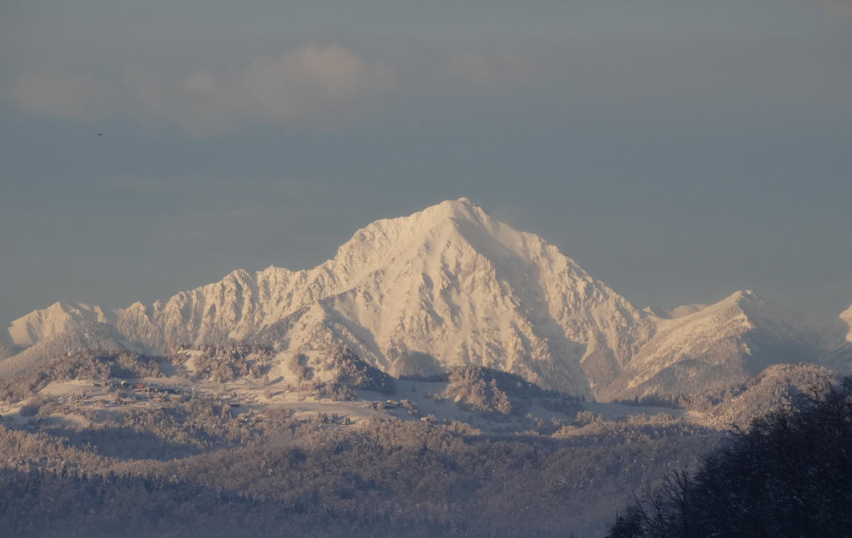 Storžič | Storžič je 2.132 m visoka gora, ki je na zahodnem delu Kamniško-Savinjskih Alp. | Foto STA