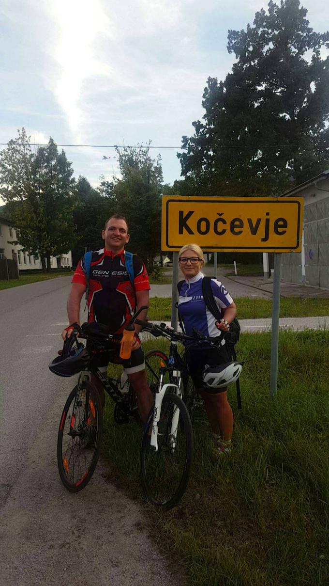 Poleti je trdo treniral. Med drugim je odtekel nekaj daljših tekov in se s prijateljico Tadejo odpravil s kolesom na Krk. Takrat sta oba premagala lastne meje.  | Foto: 