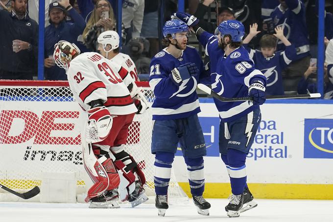 Tampa je po podaljšku ugnala zasedbo Carolina Hurricanes s 4:3. | Foto: Guliverimage/Vladimir Fedorenko