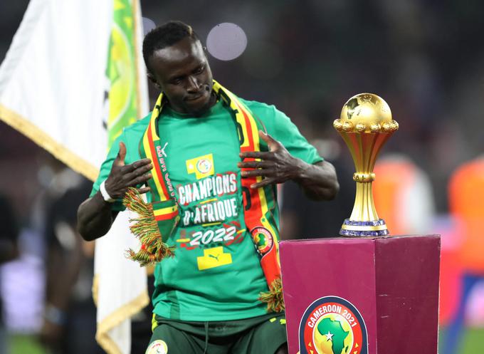 Sadio Mane je v peti minuti zapravil strel z bele točke, pri izvajanju kazenskih strelov po 120 minutah pa je bil natančen. | Foto: Reuters