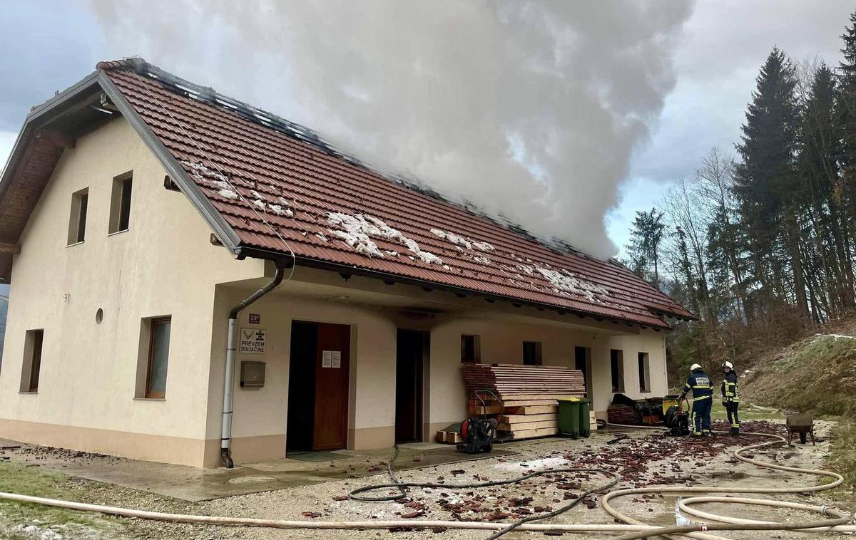 lovski dom, požar, Šmarje pri Jelšah | Danes je zagorelo še v lovskem domu. | Foto PGD Zibika