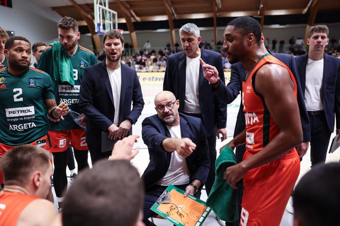 Cedevita Olimpija : KK Krka, superpokal, Zvezdan Mitrović | Zvezdan Mitrović se vrača na klop Cedevite Olimpije. | Foto www.alesfevzer.com