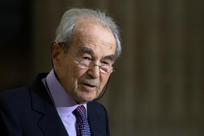 Robert Badinter | Na smrt Badinterja se je na omrežju X že odzval francoski predsednik Emmanuel Macron. Označil ga je za osebnost stoletja in dodal, da je vedno bil na strani razsvetljenstva. | Foto Guliverimage