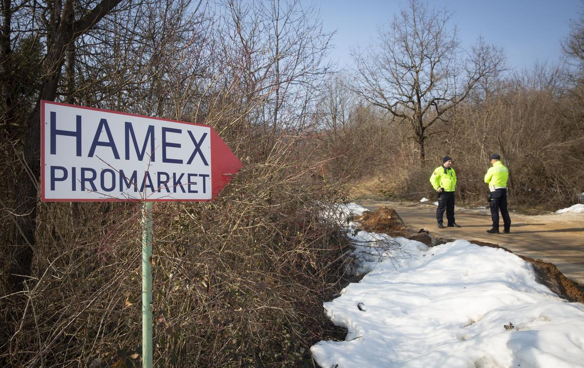 Eksplozija na Vrhniki. hamex vrhnika | Foto Bojan Puhek