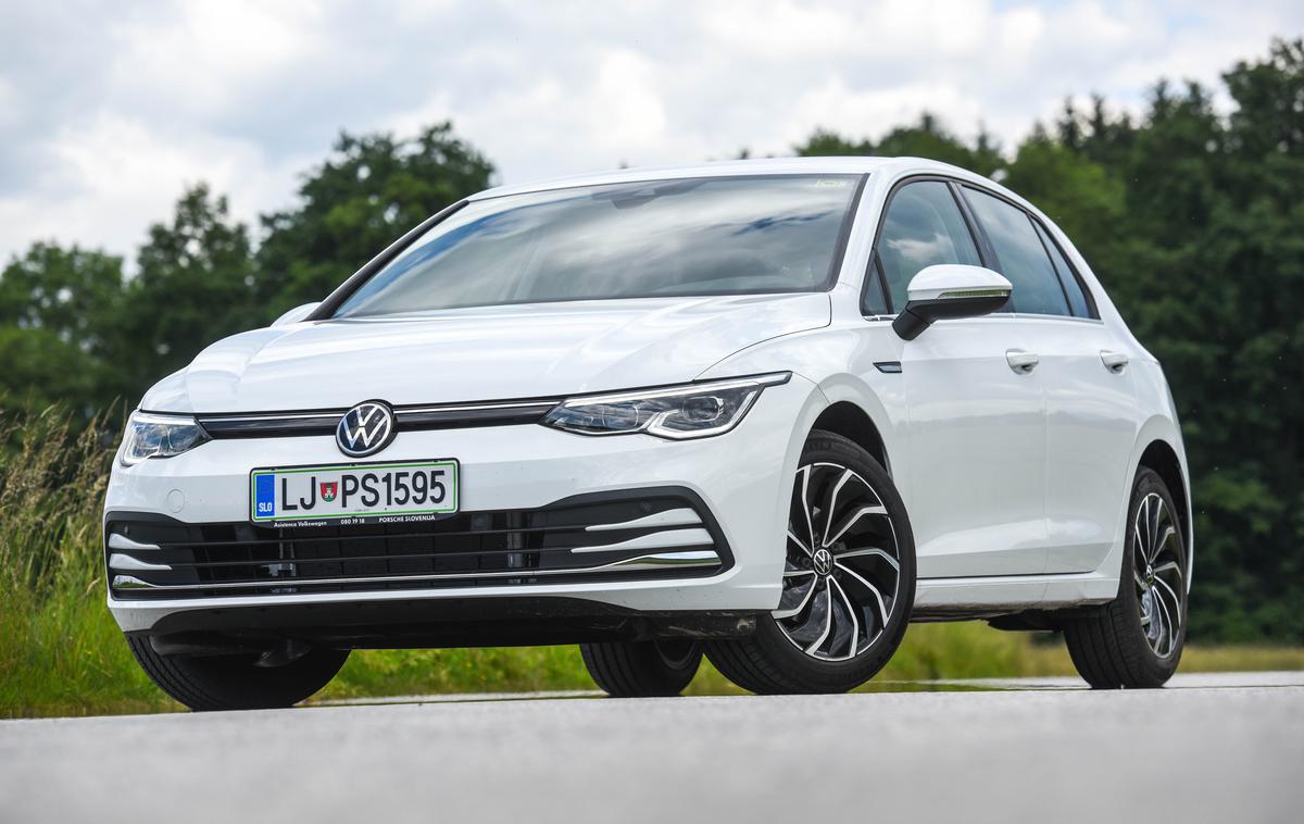 Volkswagen golf 8 | Pri Volkswagnu želijo z obsežnimi vlaganji ujeti programski zaostanek za Teslo. | Foto Gašper Pirman