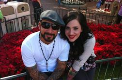 A. J. McLean iz skupine Backstreet Boys bo zibal