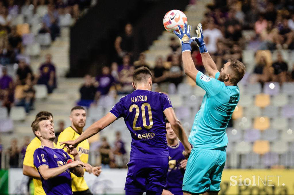 NK Maribor : NK Radomlje, 1. SNL