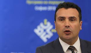 Po porazu na lokalnih volitvah odstopil makedonski premier Zaev