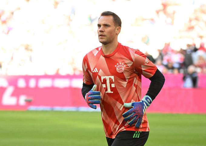 Vratar Manuel Neuer je znova branil za Bayern po 350 dneh. | Foto: Reuters