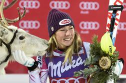 Zmaga Shiffrinovi, do točk dve Slovenki