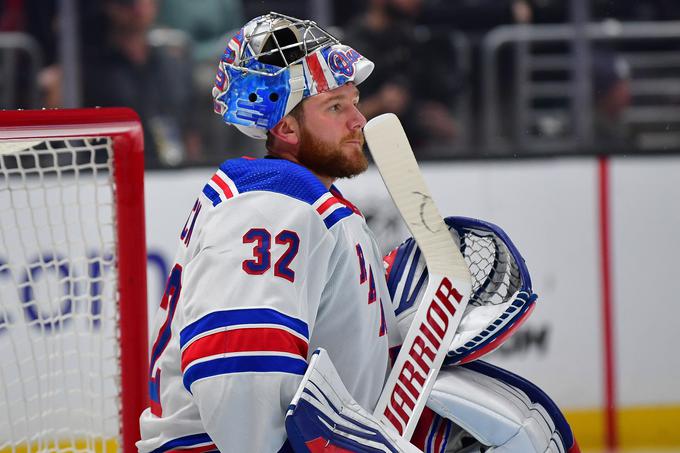 Jonathan Quick je bil deležen glasnih ovacij gledalcev. | Foto: Reuters