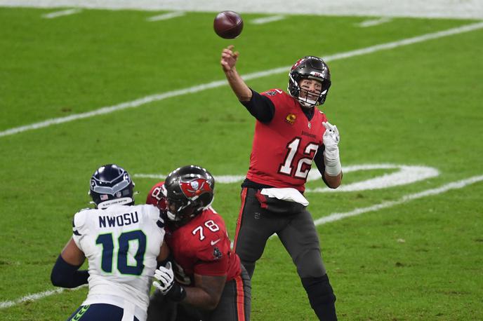 Tampa Bay Buccaneers : Seattle Seahawks Tom Brady | Tom Brady je na dolg seznam rekordov v ligi NFL dodal še enega: zmago na prvi tekmi rednega dela lige v celinski Evropi. | Foto Reuters