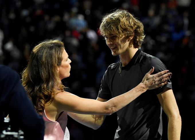 Annabel Croft je pozvala občinstvo, da je malo bolj spoštljivo do mladega Nemca. | Foto: Reuters