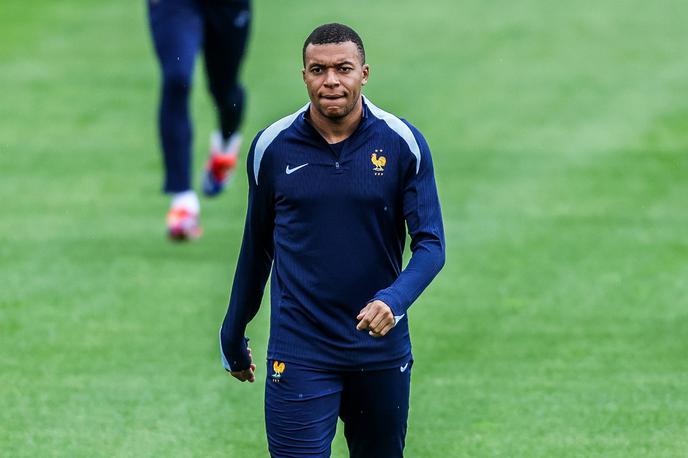 Kylian Mbappe | Kylian Mbappe se ni mogel zadržati in je spregovoril o političnem stanju v državi. | Foto Guliverimage