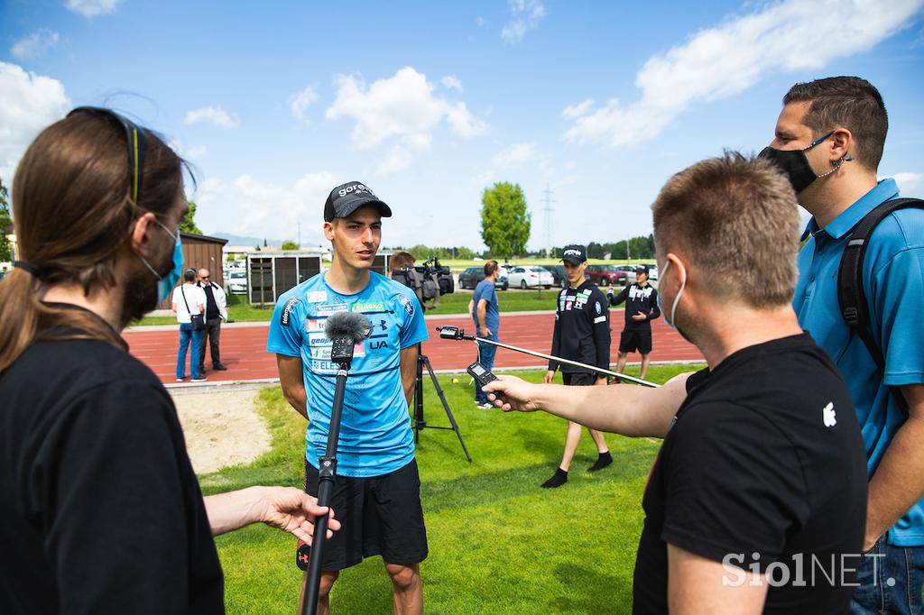 Slovenski skakalci trening Kranj