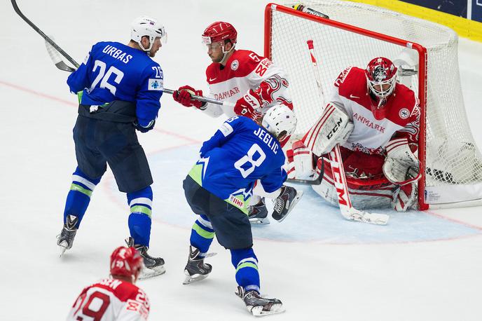 Jan urbas Žiga jeglič | Slovenski hokejisti bodo olimpijske kvalifikacije v Oslu odprli v četrtek ob 15. uri proti standardnim članom elite Dancem, ki še nikoli niso igrali na olimpijskih igrah. | Foto Sportida