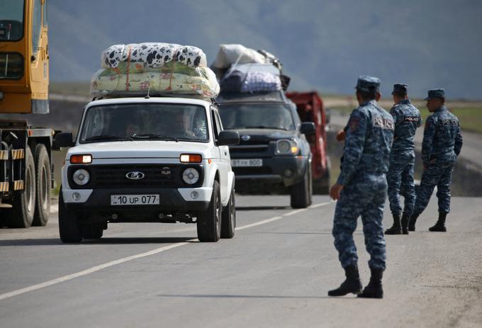 Tisti, ki še ostajajo v regiji in bi jo želeli zapustiti, se morajo obrniti na Rdeči križ. | Foto: Reuters