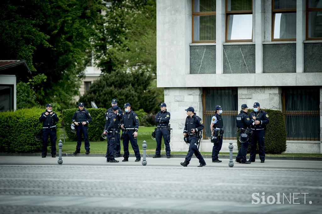 Protesti s kolesi