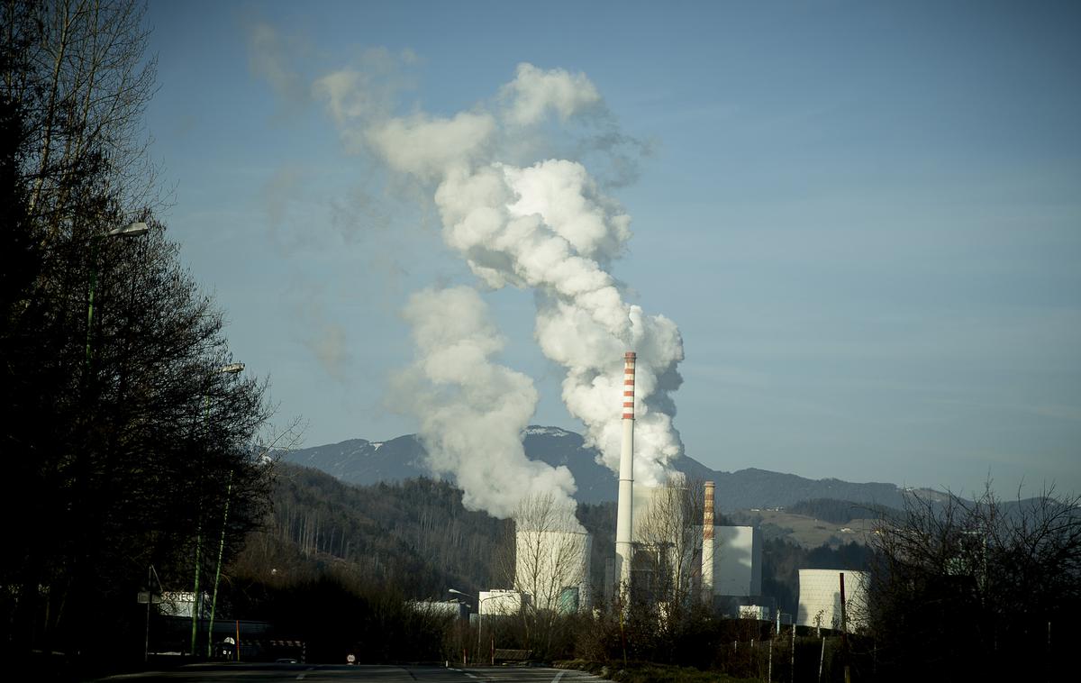 Termoelektrarna Šoštanj Velenje Teš6 teš rdeča luč premogovnik | Šesti blok so zaradi odpravljanja težave pri praznjenju pepela zaustavili 17. avgusta.  | Foto Ana Kovač