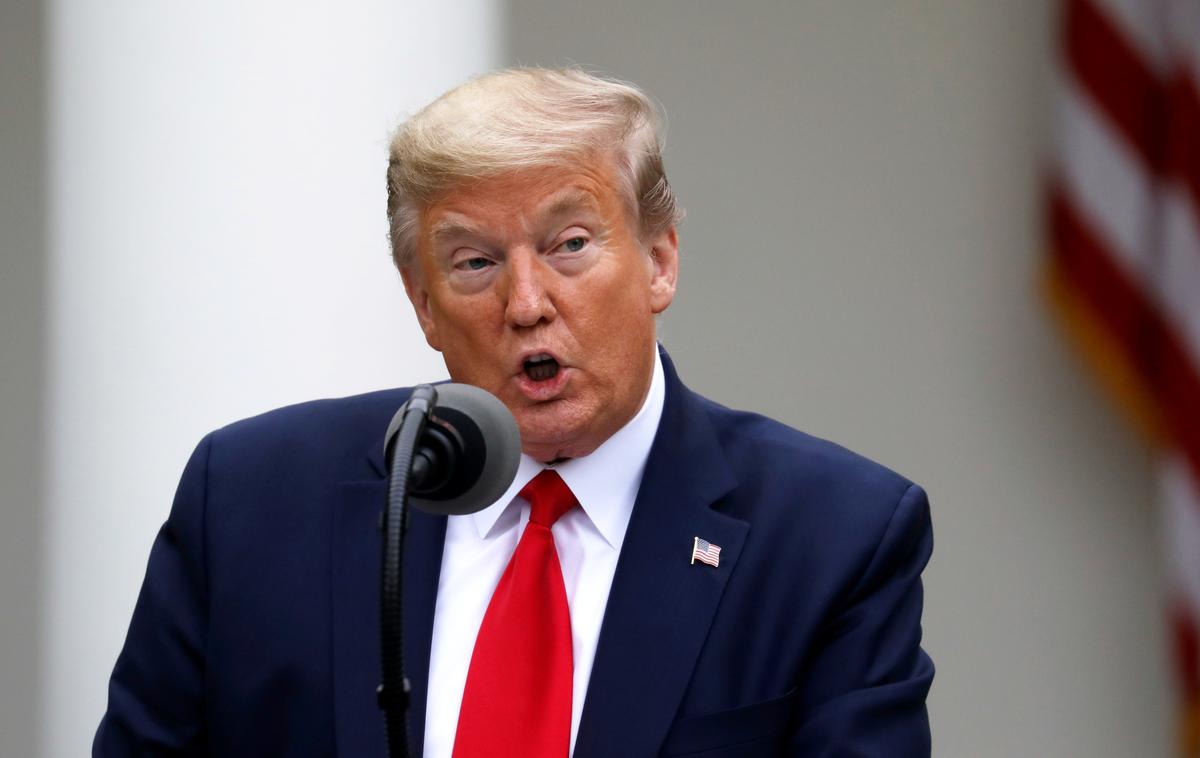 Donald Trump | Ameriški predsednik Donald Trump meni, da bi moral demokratski predsedniški kandidat Joe Biden pred vsakim televizijskim soočenjem na test na prepovedane droge. | Foto Reuters