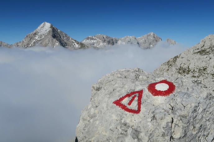 visokogorje | Pot v gore zahteva veliko previdnost, še posebej v tem obdobju leta. | Foto Manca Ogrin