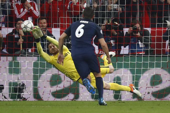 Tako je Jan Oblak ubranil 11-metrovku Thomasu Müllerju leta 2016. | Foto: Reuters