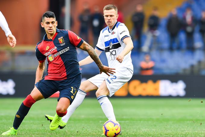 Josip Iličić je na gostovanju v Genovi zapravil strel z bele točke. | Foto: Getty Images