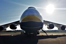 Antonov An-124