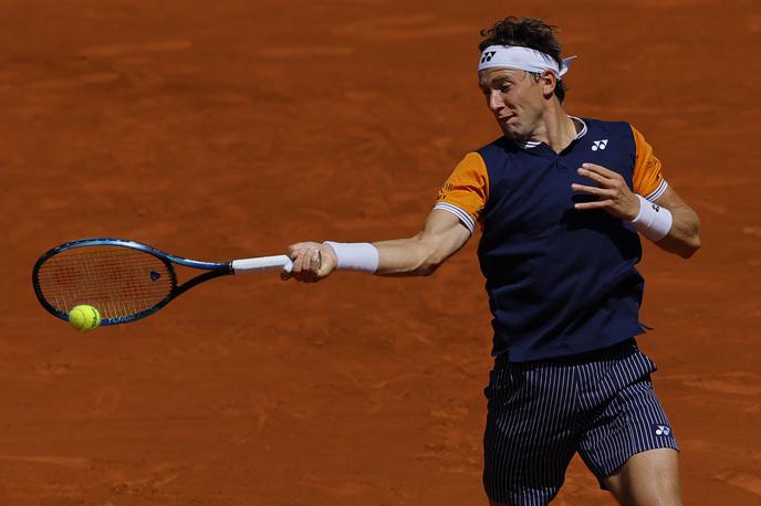 Roland Garros Casper Ruud | Casper Ruud je dobil prvi sobotni dvoboj na igriščih Rolanda Garrosa. | Foto Reuters