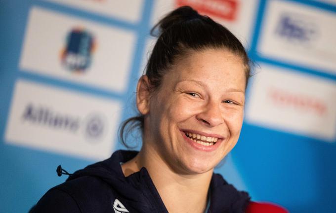 Tina Trstenjak sprejem Tokio 2020 | Foto: Vid Ponikvar/Sportida