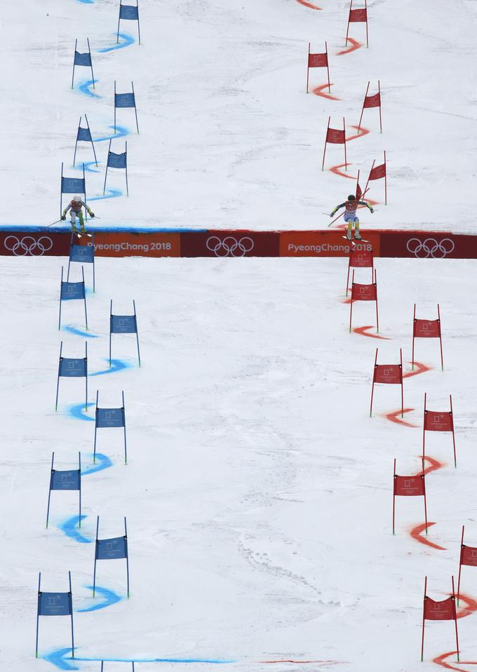 Tudi alpski smučarji so bili na ekipni tekmi deveti. | Foto: Reuters