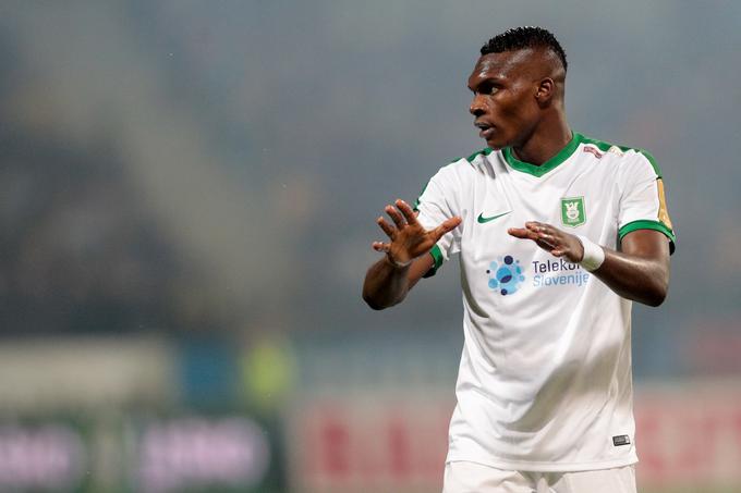 Nigerijec Blessing Eleke je z zadetkom na tekmi v Novi Gorici, ki jo je Olimpija dobila z 2:0, poskrbel za enega od najlepših trenutkov 2. kroga Prve lige Telekom Slovenije. | Foto: Matic Klanšek Velej/Sportida