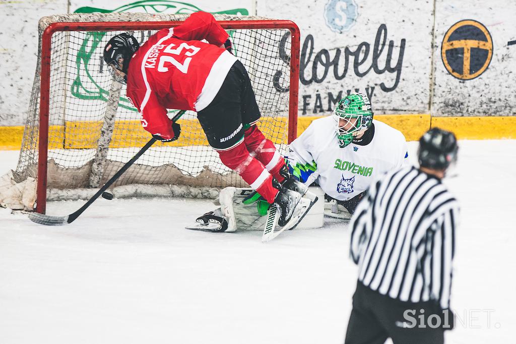 slovenska hokejska reprezentanca : Avstrija, Podmežakla