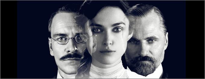 Michael Fassbender, Keira Knightley in Viggo Mortensen v filmu Davida Cronenberga, ki proučuje naravo spolnega poželenja ter opisuje dogodke, ki so pripeljali do rojstva moderne psihoanalize. Film temelji na gledališki igri The Talking Cure, v kateri je Carla Junga igral Ralph Fiennes. • V videoteki DKino. | Foto: 