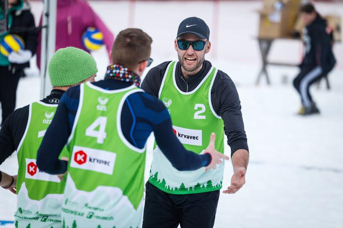 Odbojka na snegu | Slovenci so v avstrijskem smučarskem središču zasedli končno peto mesto. | Foto Kolektiff/OZS