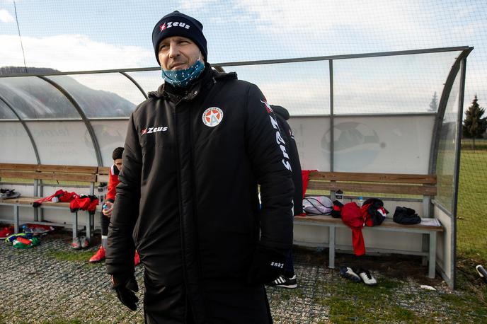 Aluminij Oskar Drobne | Trener Aluminija Oskar Drobne je med pripravami na Hrvaškem naletel na nenačrtovane težave. | Foto Vid Ponikvar