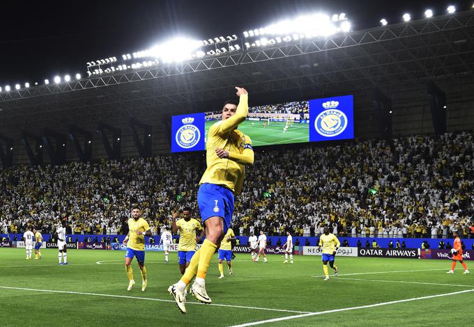 Cristiano Ronaldo je v 118. minuti Al Nassr popeljal do vodstva s 4:3.  | Foto: Reuters