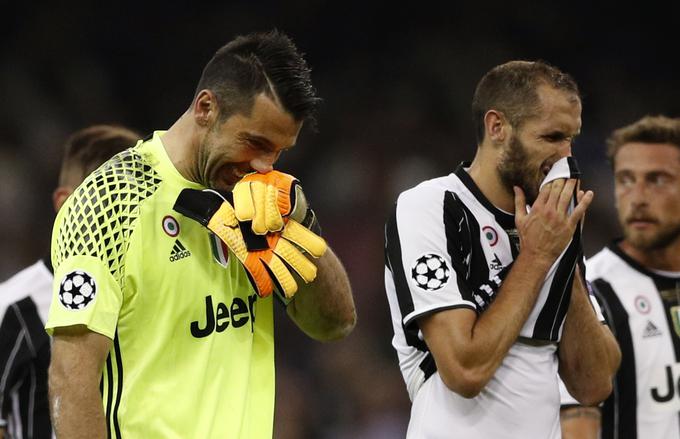 Buffon je dolgoletni kapetan Juventusa. | Foto: Reuters