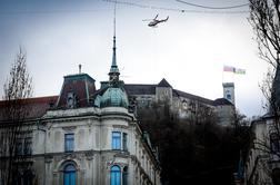 Na Grajskem griču v Ljubljani danes začetek sečnje s helikopterskim spravilom #video #foto