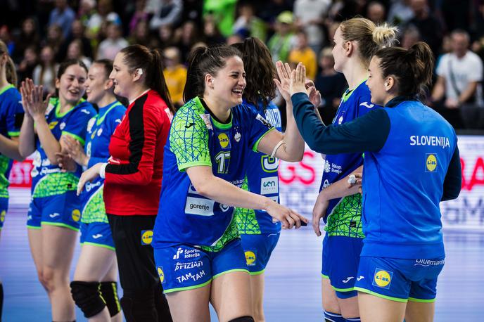 Slovenija : Italija slovenska ženska rokometna reprezentanca | Slovenke so svetovno prvenstvo odprle z zmago proti Islandiji. | Foto Grega Valančič/Sportida