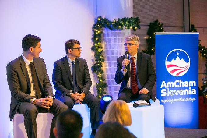 Gostje AmCham Poslovnega zajtrka Tadej Čoroli, Andrej Božič in Aleksander Zalaznik. | Foto: 