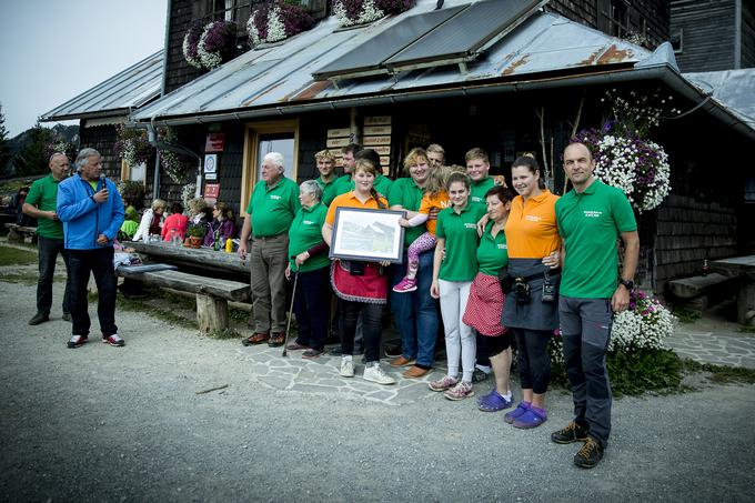 Dom na Kofcah ste leta 2019 razglasili za naj planinsko kočo. | Foto: Ana Kovač