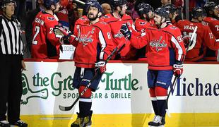 Washington Capitals šestič zapored, v Detroitu kar dvanajst golov