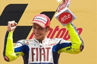 Rossi premaknil mejo na sto zmag