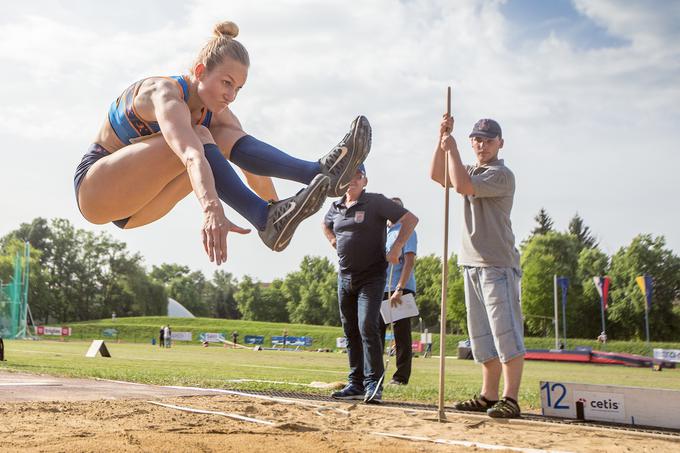 Neja Filipič je v skoku v daljino, kjer je s 6,54 m za več kot pol metra presegla vso konkurenco. A je bila Dohi neprimerno bližje dan prej v svojem šele drugem nastopu v troskoku. | Foto: Peter Kastelic/ Sportida