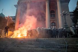 Protesti v Beogradu