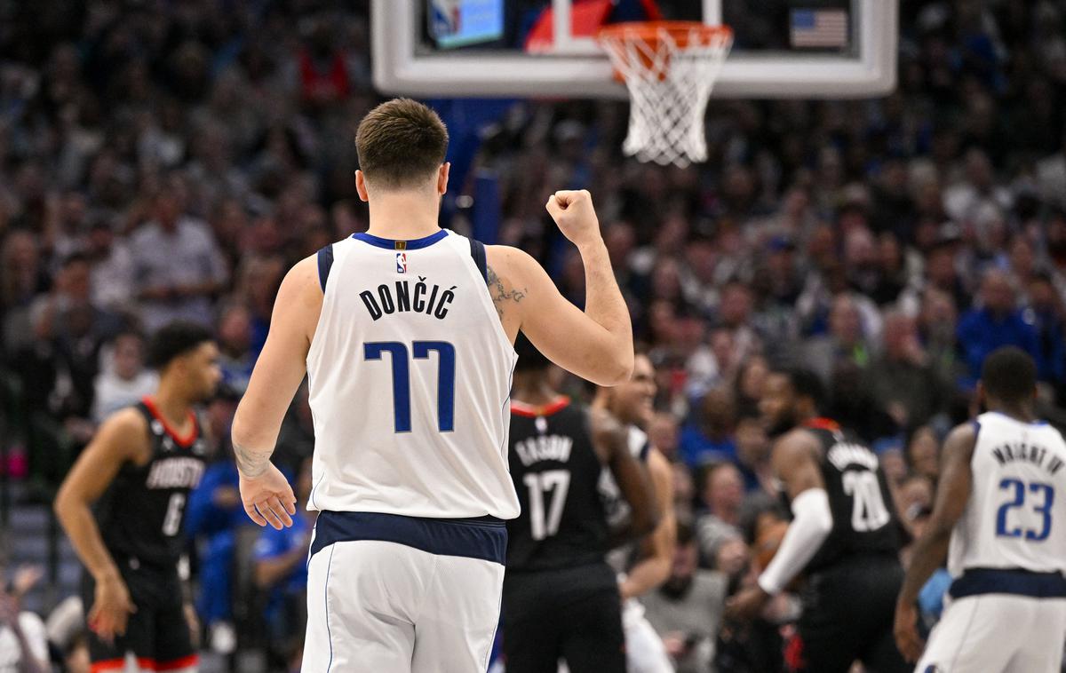 Luka Dončić | Luka Dončić zrežiral novo izjemno predstavo in spet pisal zgodovino lige NBA. | Foto Reuters