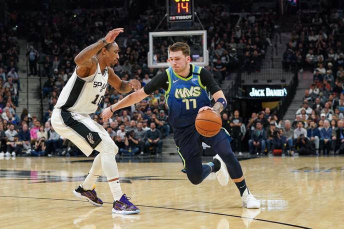 Luka Dončić | Luka Dončić je na zadnji tekmi pred ameriško polnoletnostjo dosegel ravno 21. trojni dvojček v karieri. | Foto Reuters