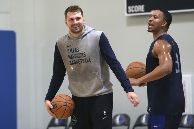 Grant Williams in Luka Dončić  | Foto: Guliverimage