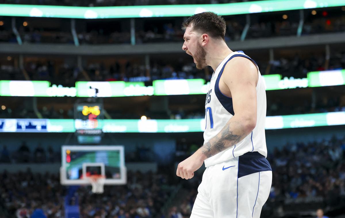 Dallas Mavericks Luka Dončić | Luka Dončić je odpravil bolečine v levem gležnju in v Los Angelesu dosegel kar 43 točk. | Foto Reuters